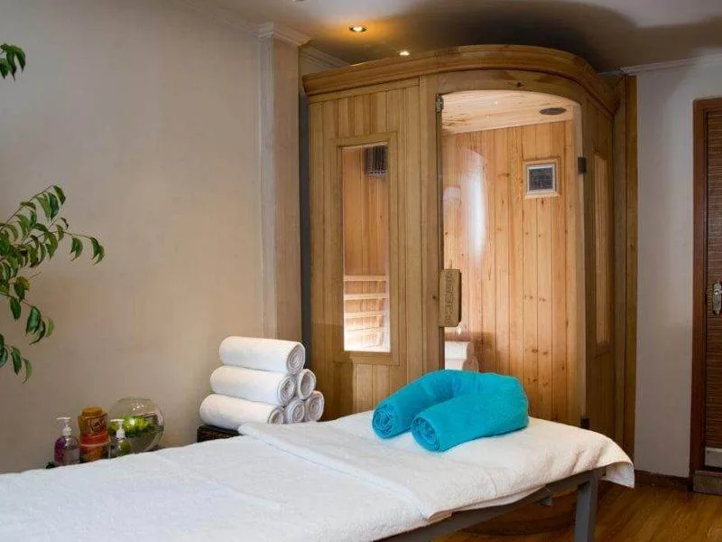 guest massage on ESMERALDA-NILE-CRUISE