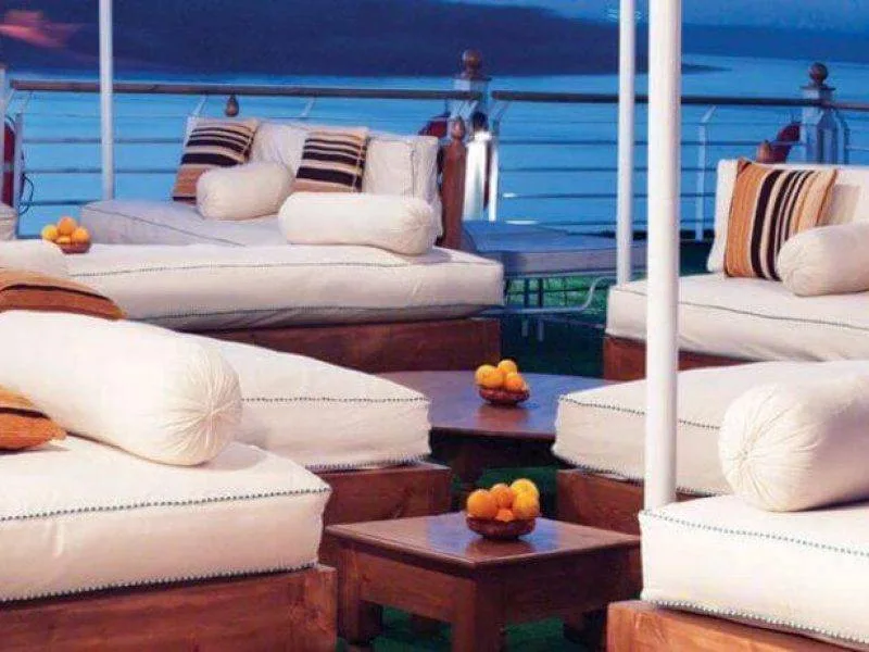 movenpick-royal-lotus-nile-cruise-sun-deck-lounge