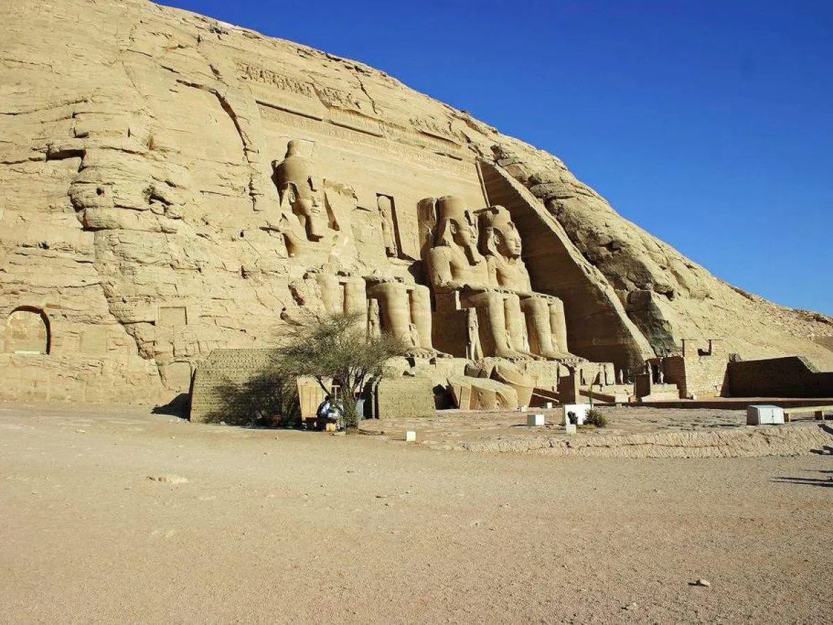 Abu Simbel 500