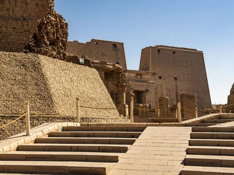 Edfu Temple 500