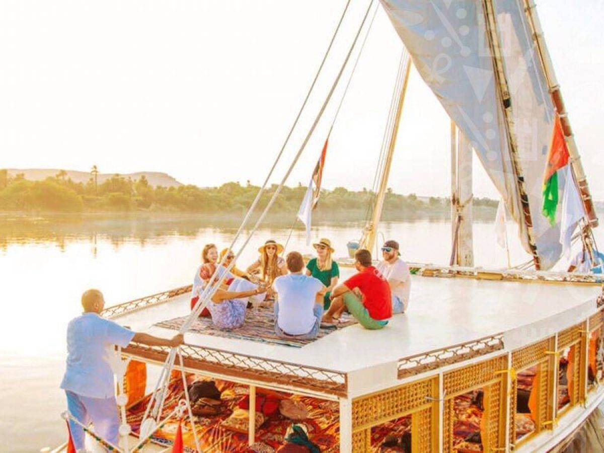 SHORT FELUCCA BOAT TRIP IN LUXOR