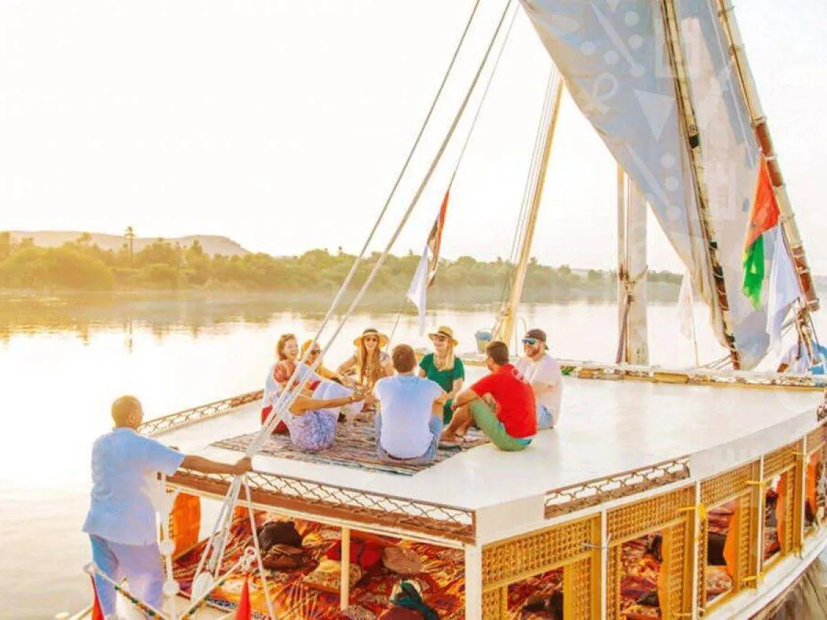 FELUCCA Luxor