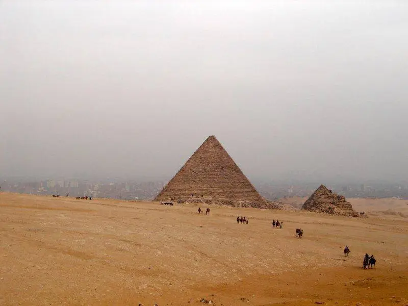 Giza Pyramids 512