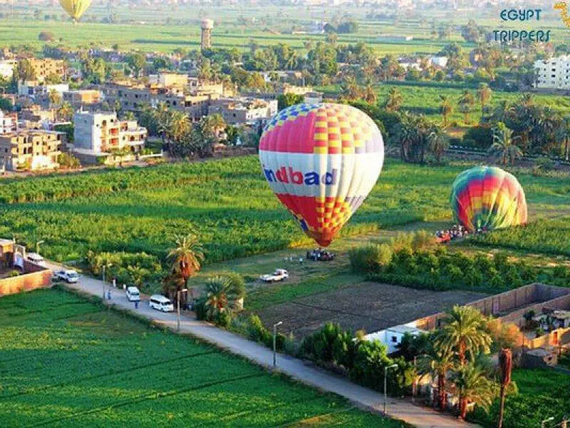 aerial-view-valley-of-the-kings-from-balloon
