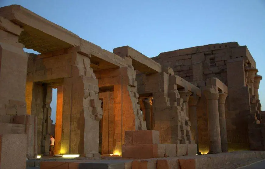 Day Trip From Aswan To Kom Ombo and Edfu Temples