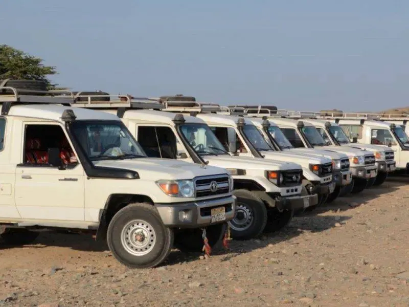4×4 Jeep crossing sand dunes in Hurghada