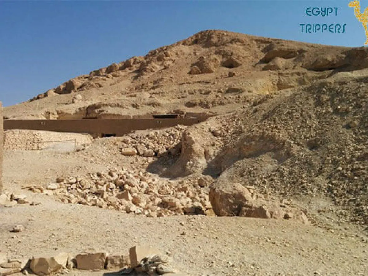Tombs of Ankhtifi and Sobekhotep