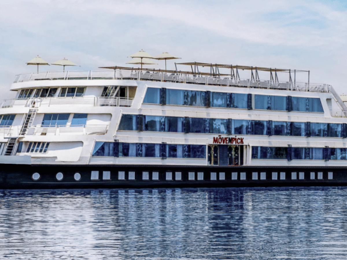 Cruise from outside