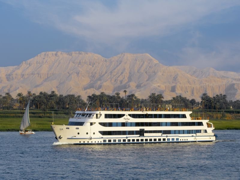 Best aswan to luxor cruise with abu simbel tour